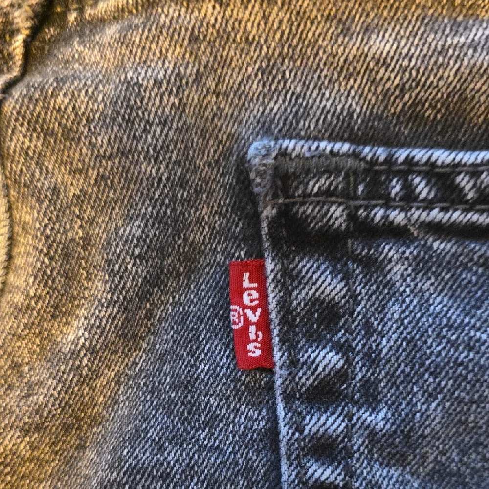 Levi's Men's Washed Gray Slim Jeans - Picture 3 of 5
